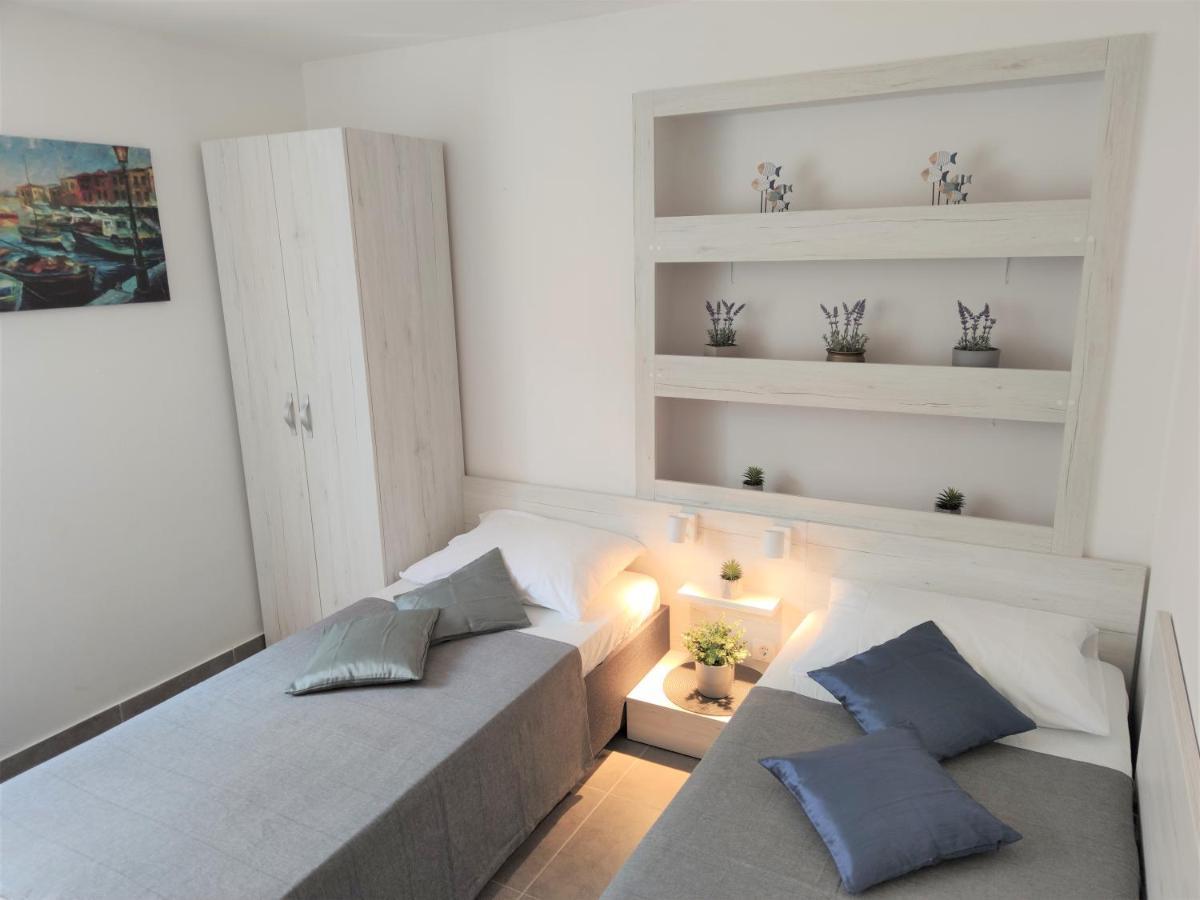 Apartments Rak Vis Extérieur photo