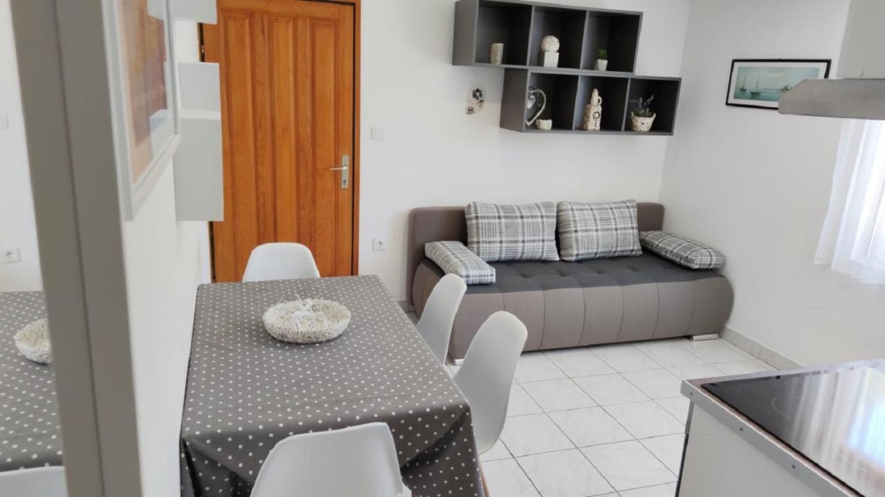 Apartments Rak Vis Extérieur photo
