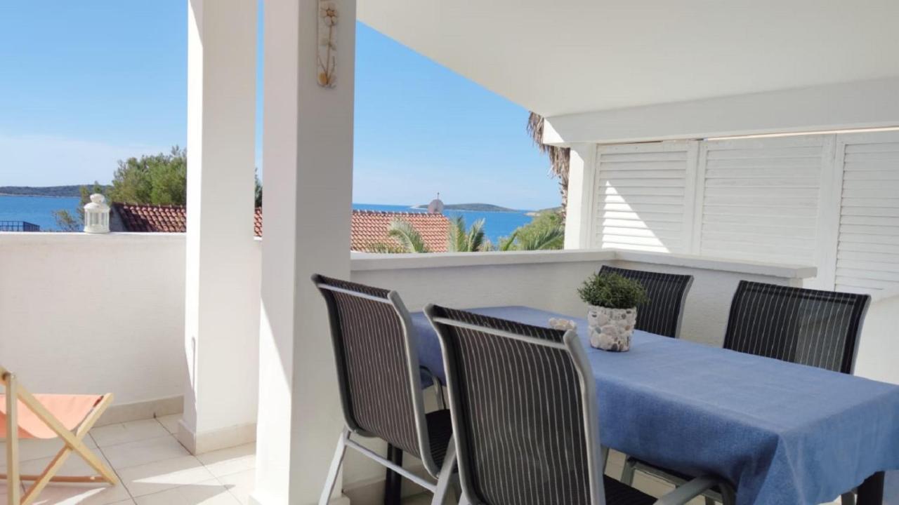 Apartments Rak Vis Extérieur photo